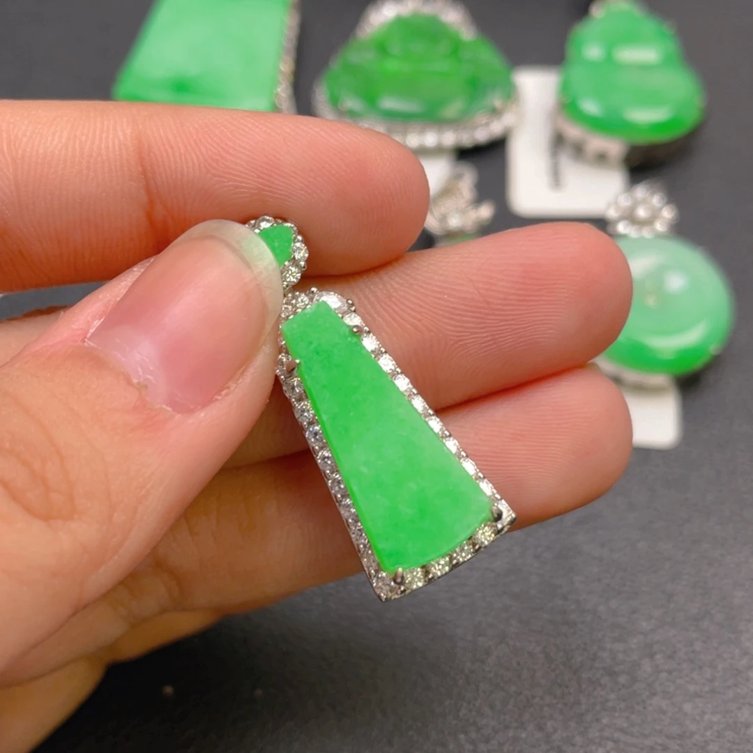 翡翠银S925镶嵌颈饰