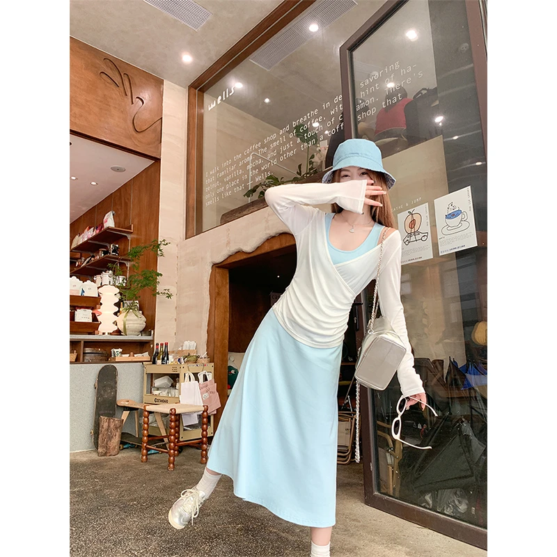 曾小咸 蓝色吊带背心连衣裙女夏季夏收腰a字无袖长裙裙子罩衫套装