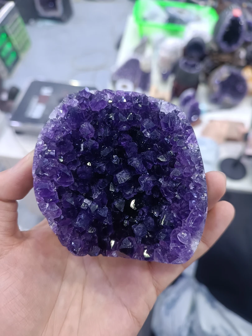 巴西乌拉圭紫水晶摆件