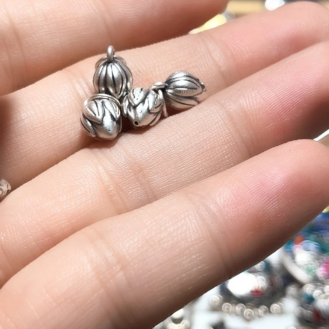 珐琅吊坠足银莲花