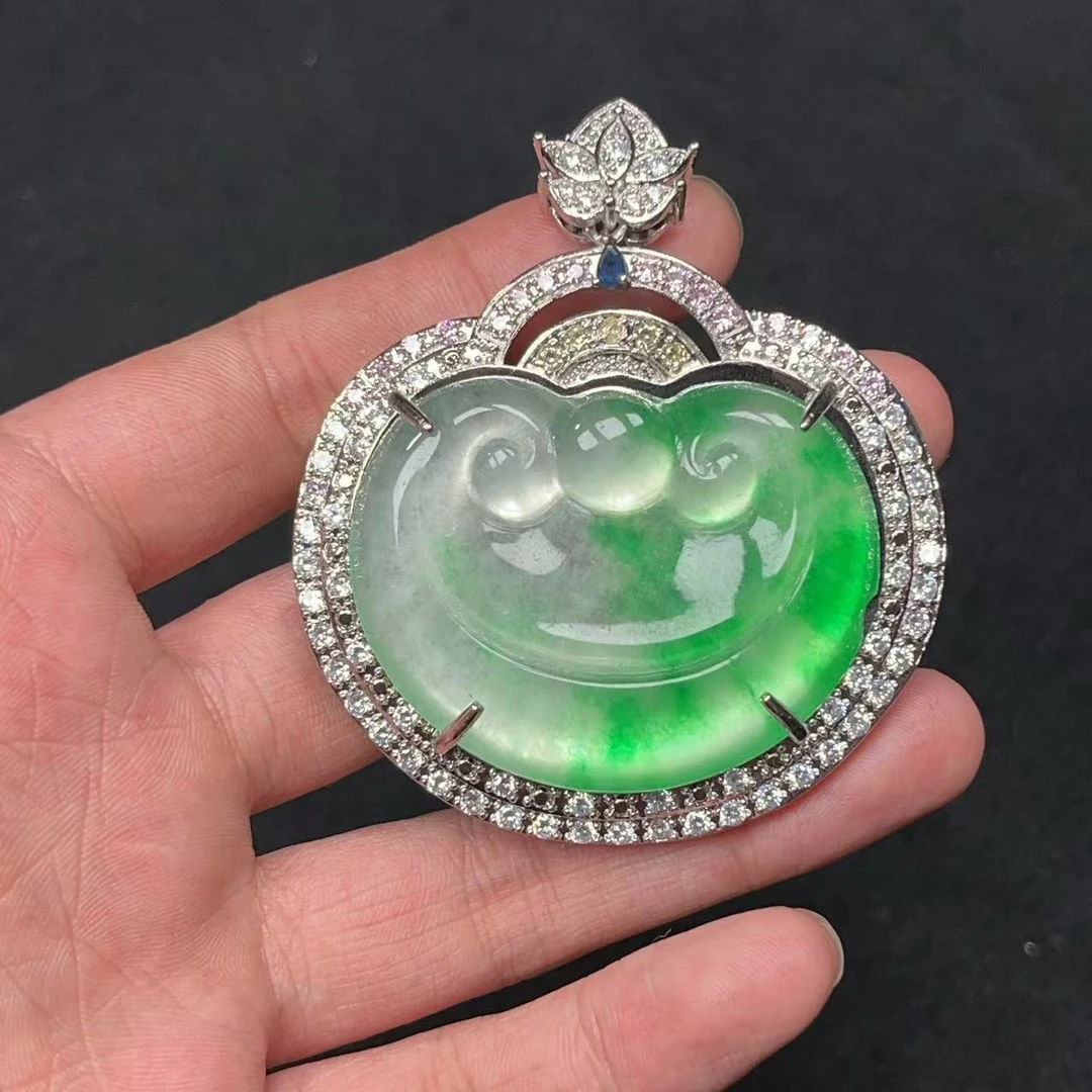 天然非洲翠飘花如意吊坠—多样性发