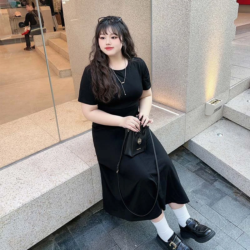 YUZI/鱼子2025夏季赫本风高腰连衣长裙显瘦大码圆领法式胖mm韩版