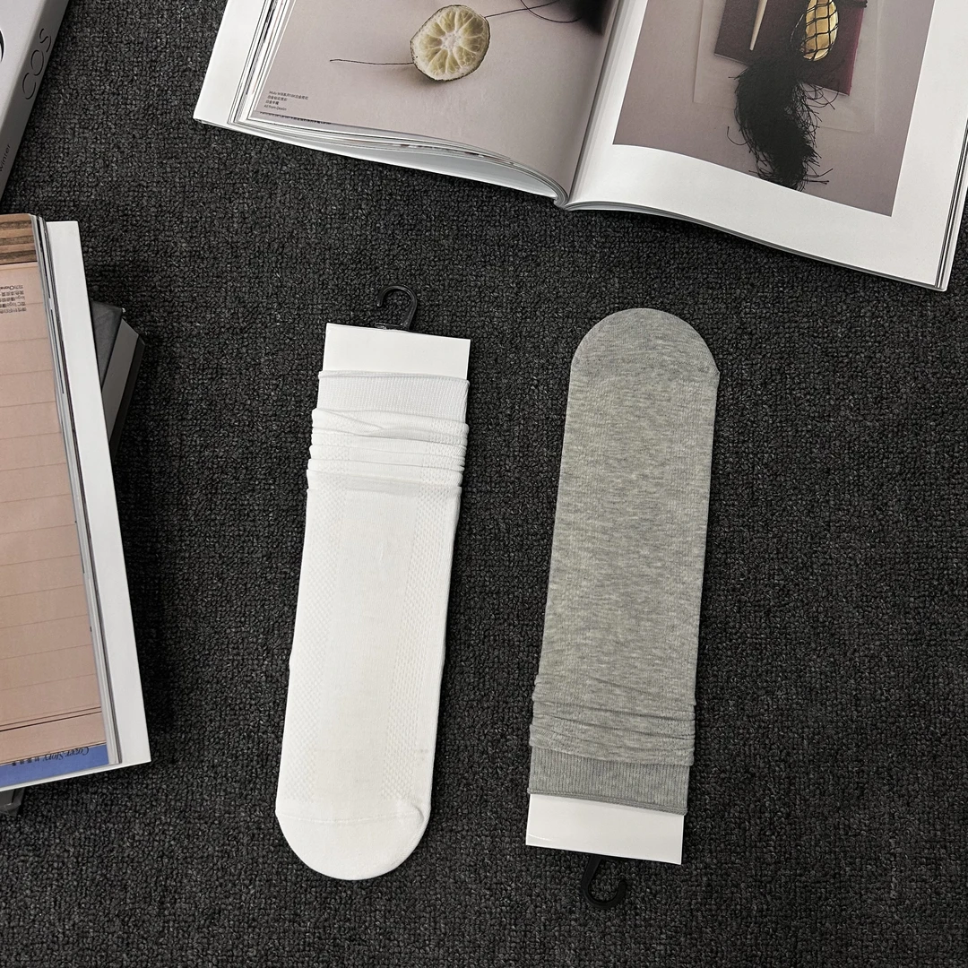 LULU 新品简约百搭舒适轻薄堆堆袜L1860