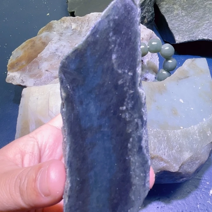 和田玉未镶嵌珠宝半成品