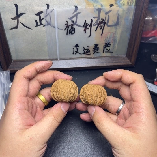 文玩核桃吊坠ㅤ铁锤