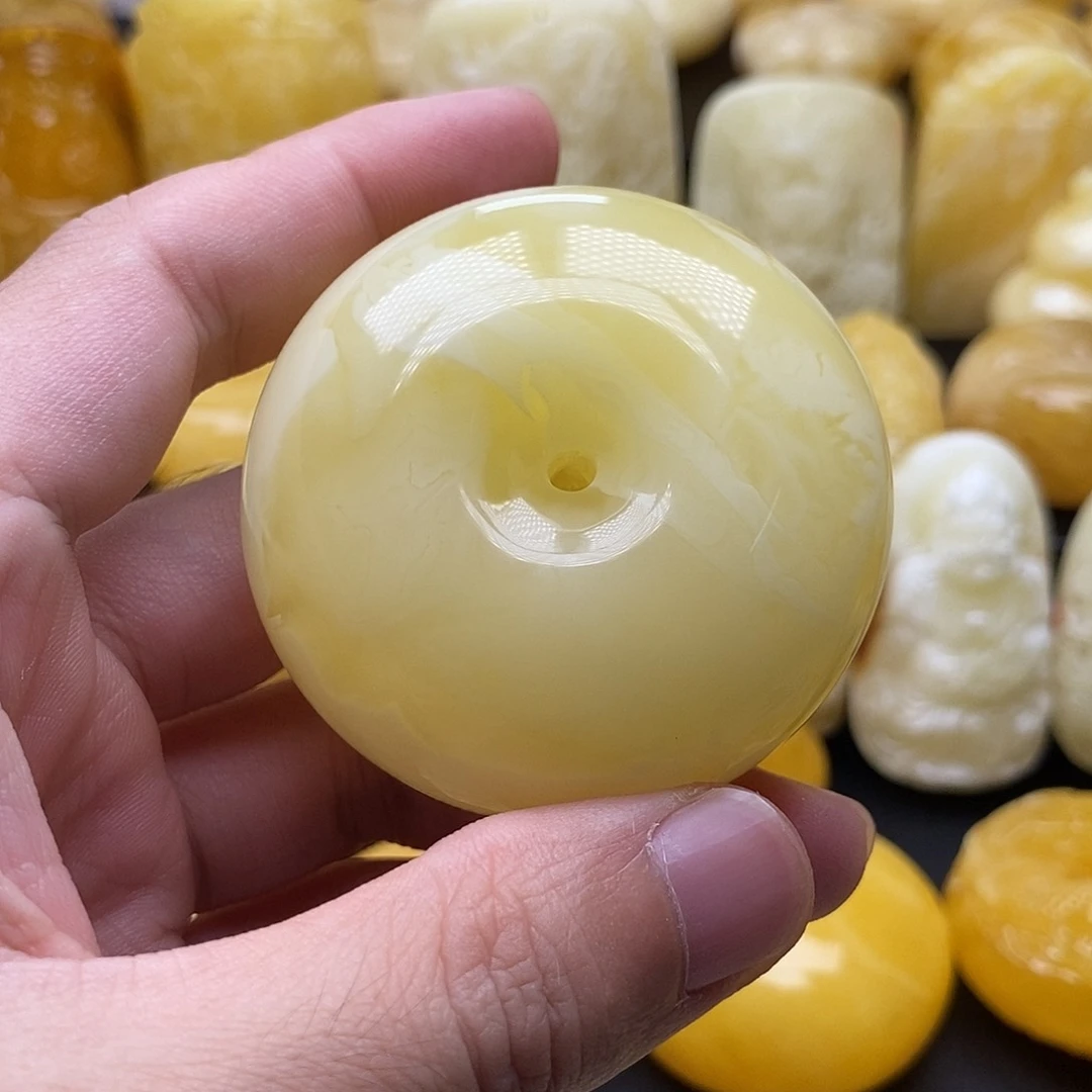 琥珀颈饰未镶嵌琥珀蜜蜡吊坠