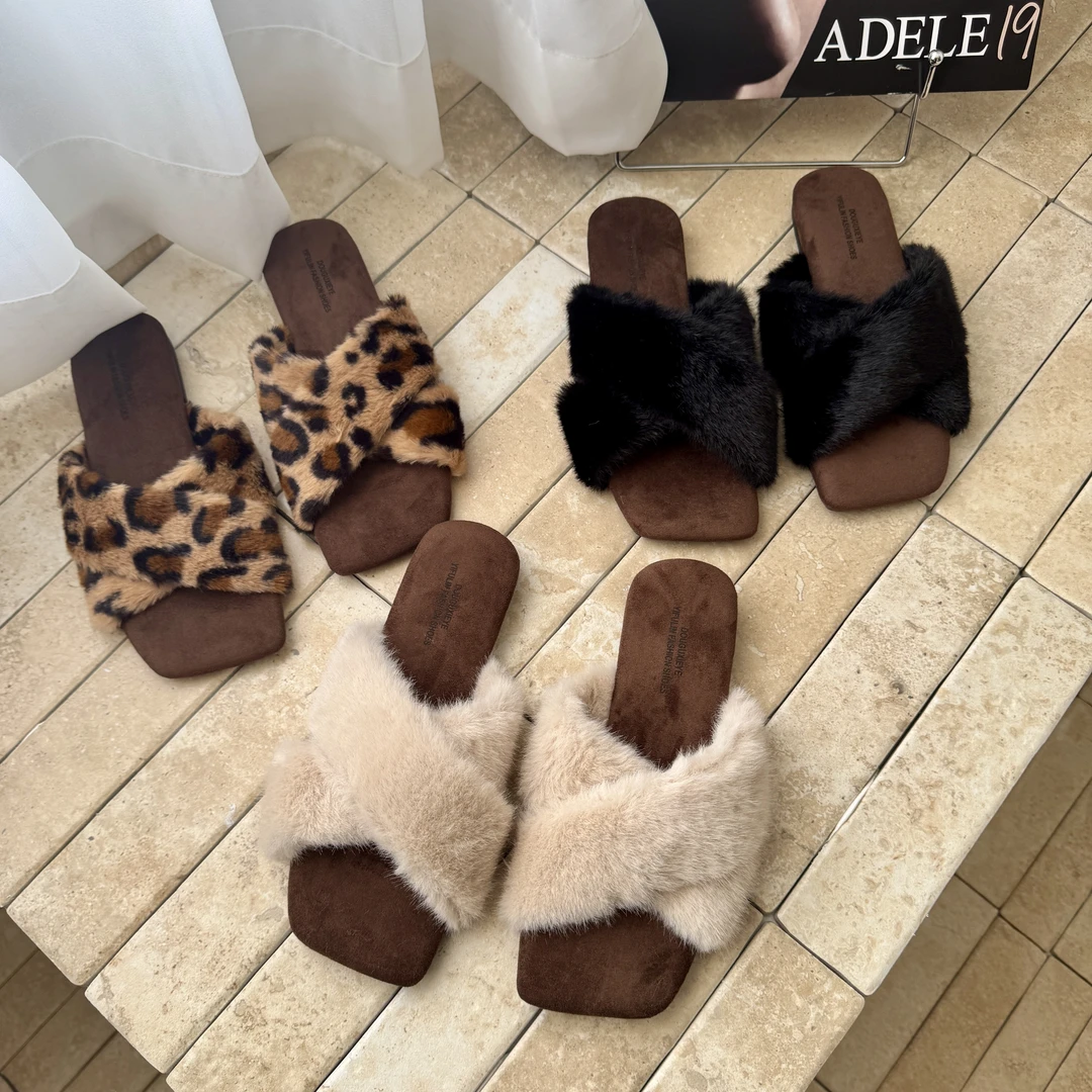2025修面皮方头豹纹半托鞋一字拖外穿欧若假日风百搭毛拖