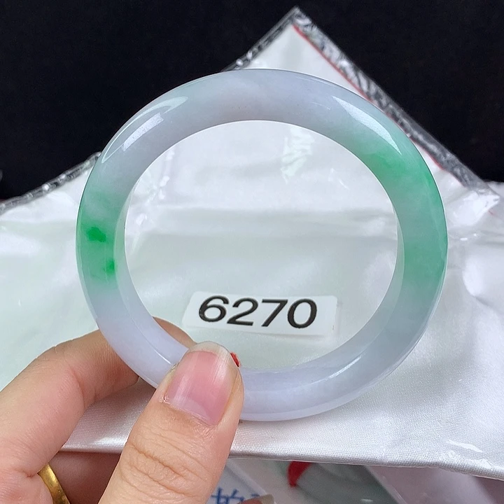 翡翠未镶嵌手镯58圈 双耳挂翠