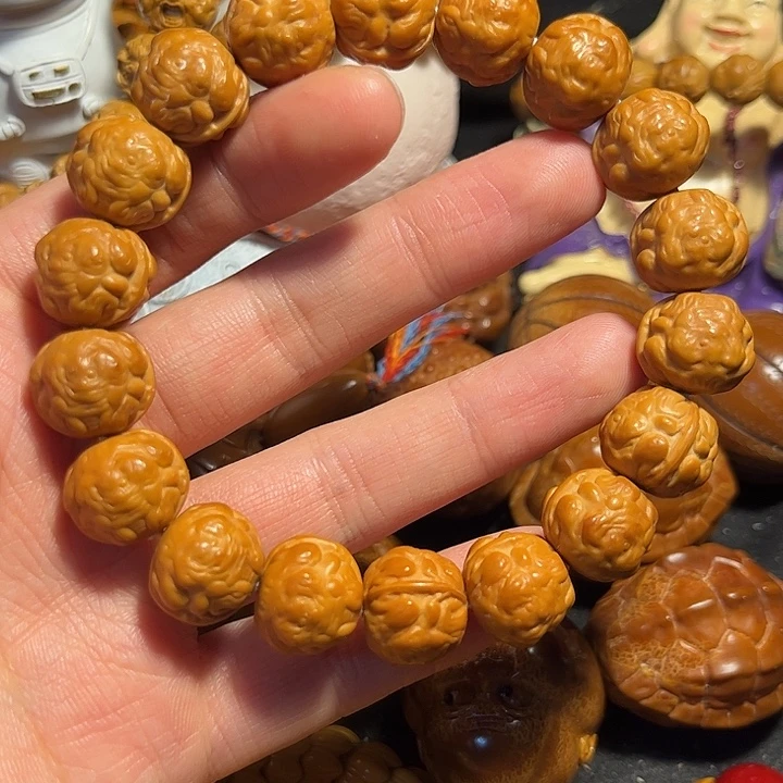 橄榄核手串/手链猴头蝉王