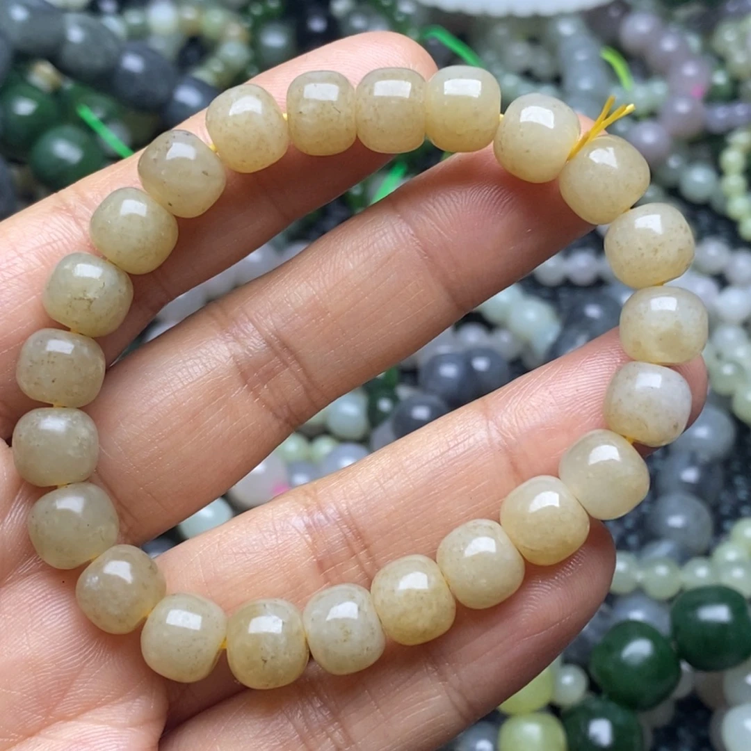 和田玉（糖玉）未镶嵌颈饰