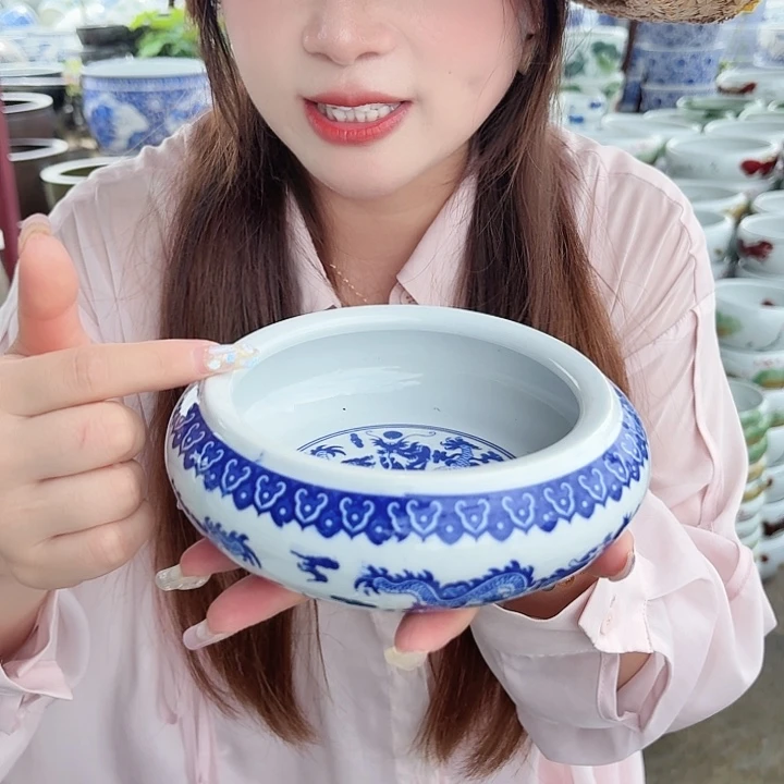 瓷片直径16厘米高5……