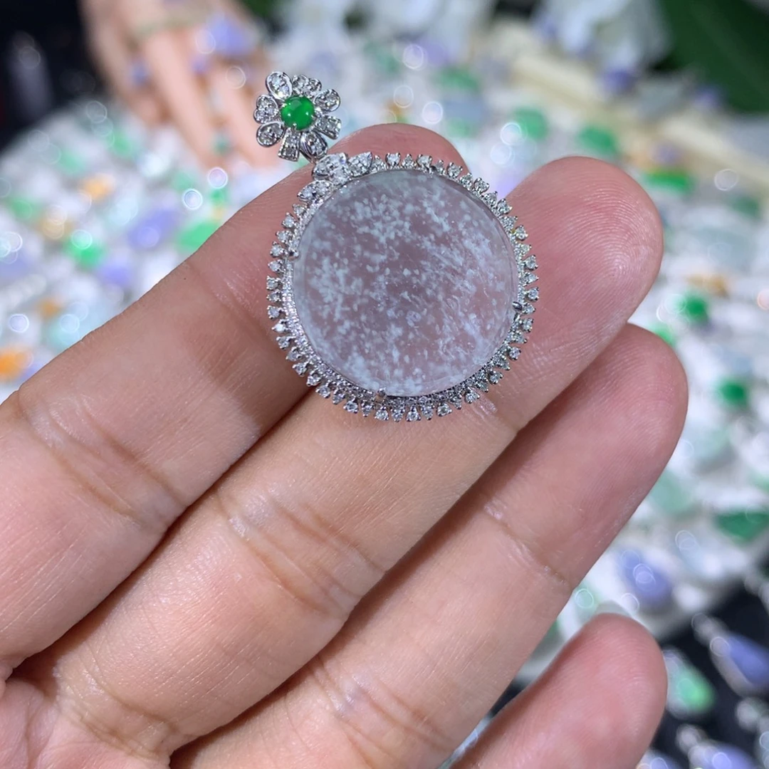 翡翠18K金镶嵌吊坠(不含链)