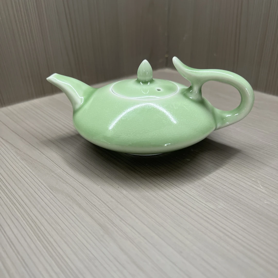 【德应候艺术馆】大度（肚）壶