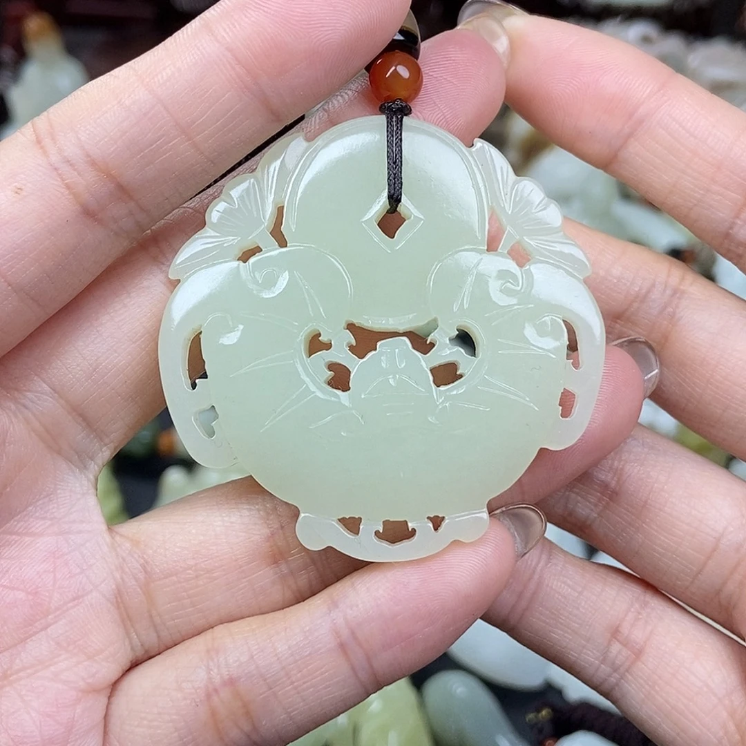 和田玉未镶嵌挂件