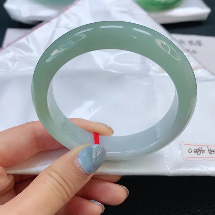 翡翠手镯未镶嵌翡翠手镯55