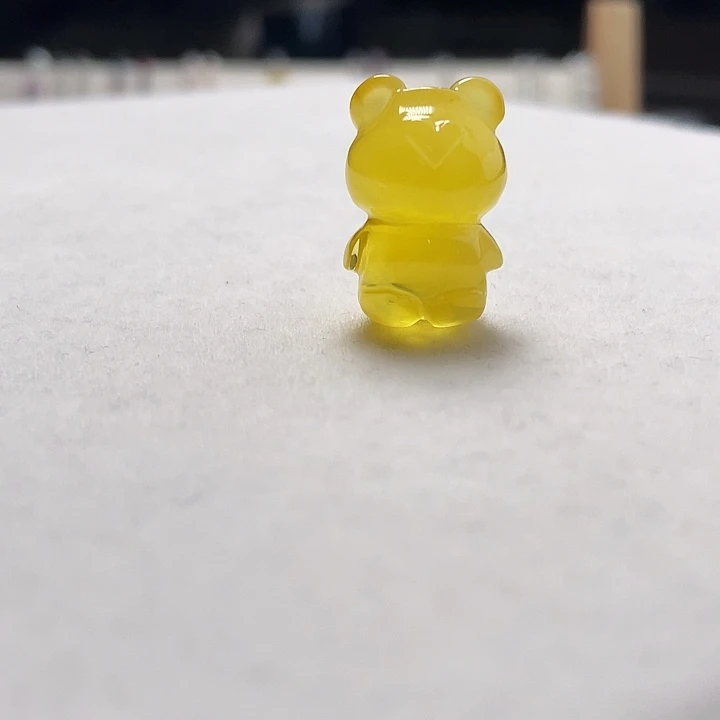 蜜蜡未镶嵌裸石蜜蜡小熊