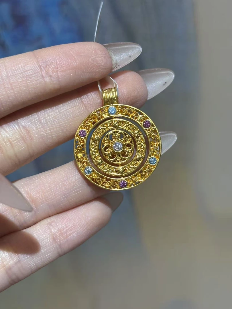 时来运转足金吊坠