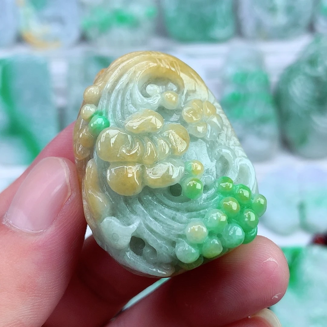 翡翠未镶嵌颈饰翡翠吊坠