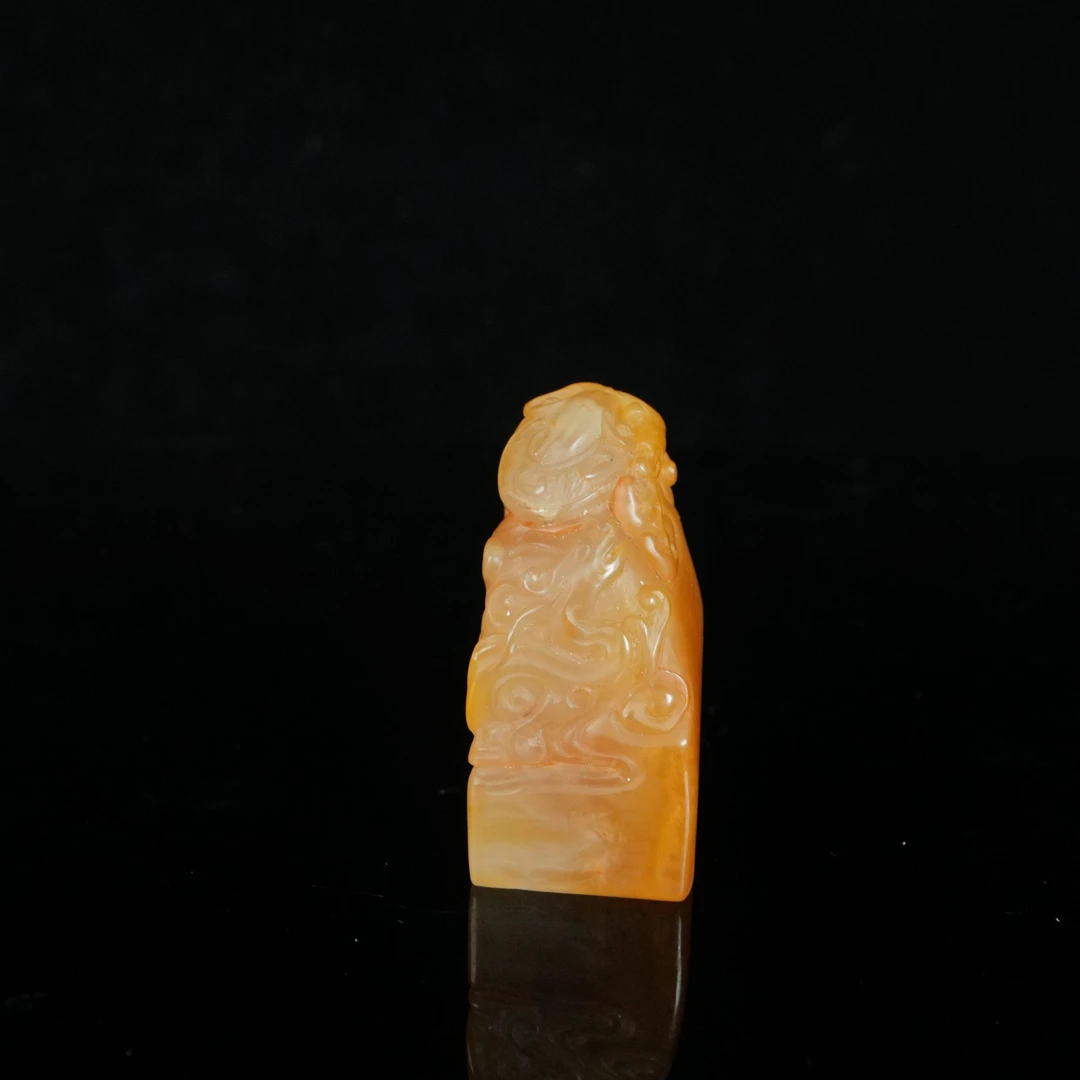 DY-B5825 寿山石田黄螭龙献瑞钮章 29*21*44mm53.49g