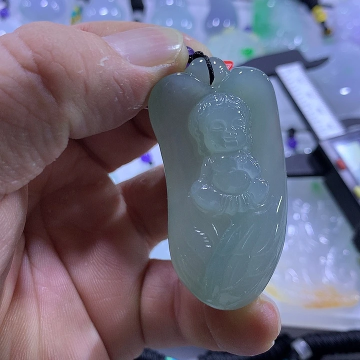 翡翠未镶嵌颈饰天然翡翠A货吊坠