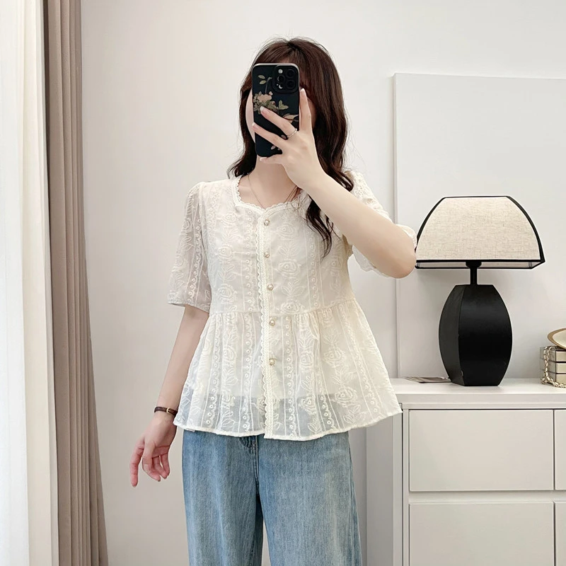 刺绣玫瑰夏季新款宽松时尚洋气衬衫女显瘦短袖百搭透气小衫上衣女