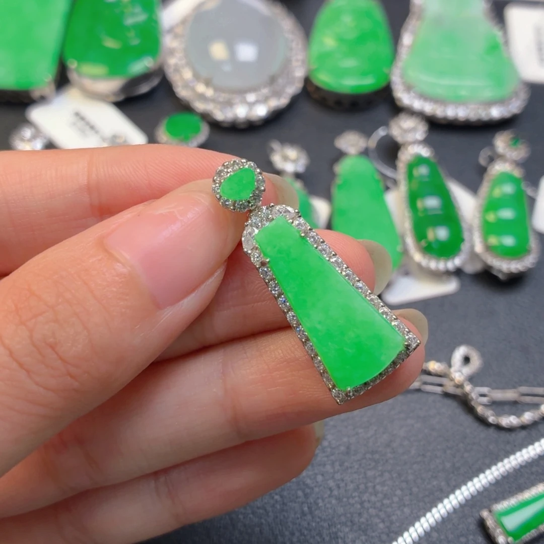 翡翠银S925镶嵌颈饰