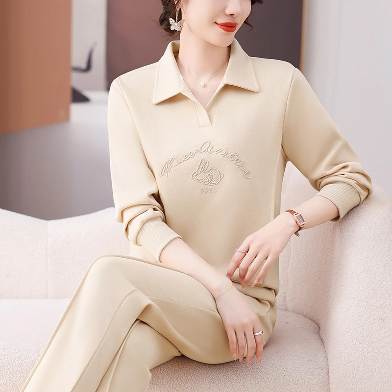 妈妈春装运动服套装2025早春新款洋气减龄显瘦中老年人女装两件套