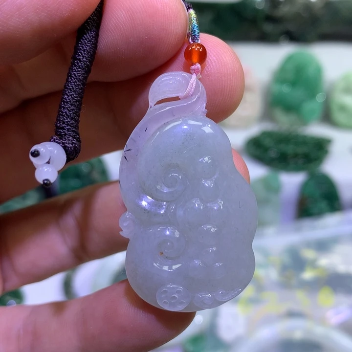 暖***阳未镶嵌独山玉颈饰