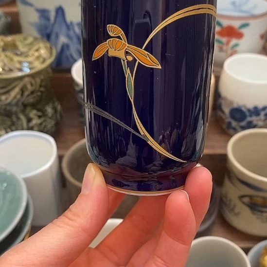 中古物品默认微瑕，谨慎参拍，满18包邮！