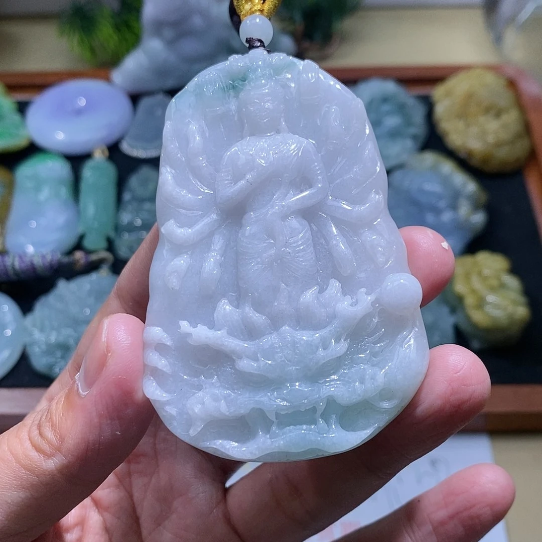 【闪购商品】翡翠颈饰未镶嵌千手观音