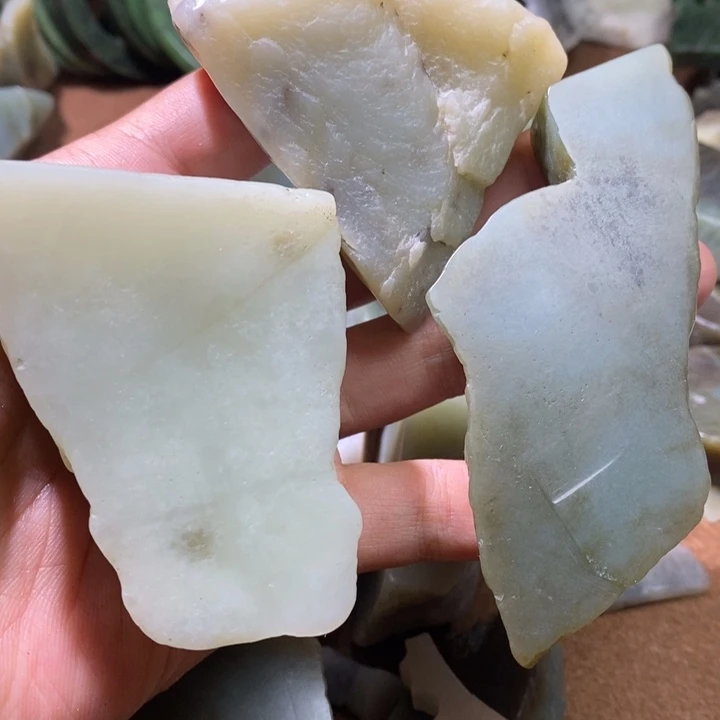 *****和田玉未镶嵌挂件