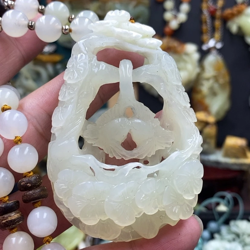 【闪购商品】蛇纹石玉吊坠未镶嵌