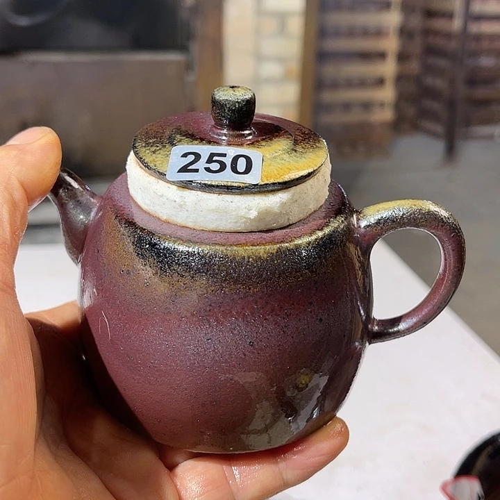 茶壶紫砂250¥¥¥¥¥¥¥