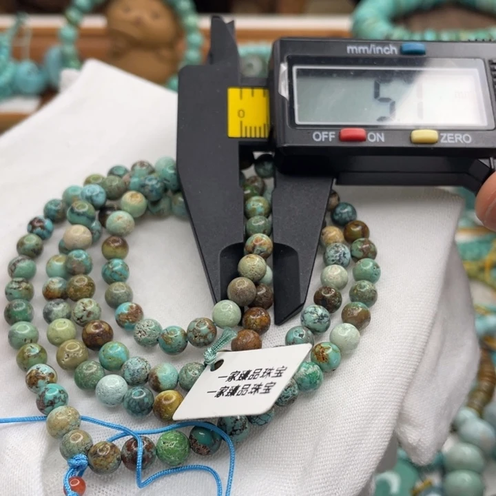 绿松石未镶嵌珠宝