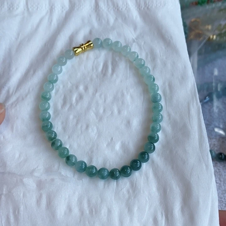 七***安定制翡翠未镶嵌卡5.2