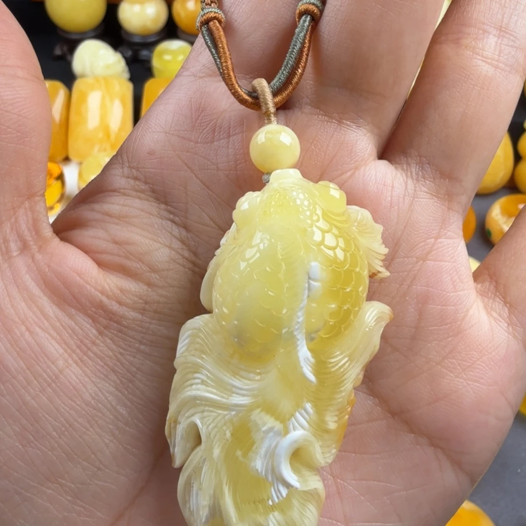 琥珀未镶嵌颈饰纯天然琥珀蜜蜡无优化