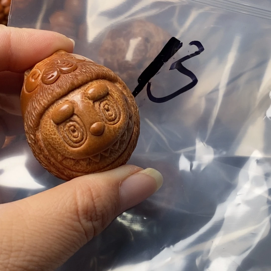 吊坠猴头核桃橄榄