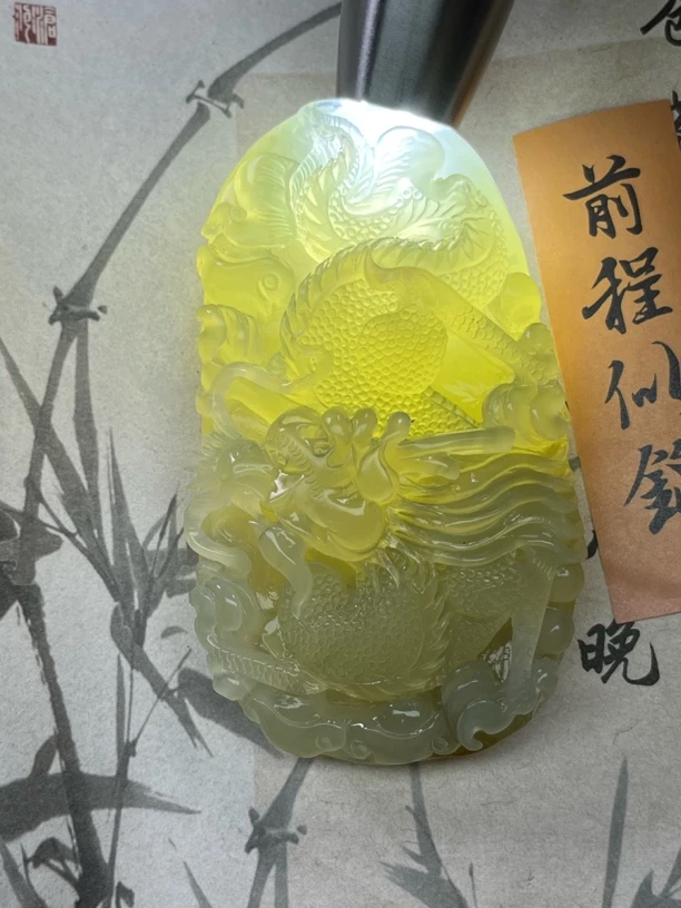 天然岫玉精品手把件,龙居宝地,祥龙护主,仿古精美,尺寸10cm