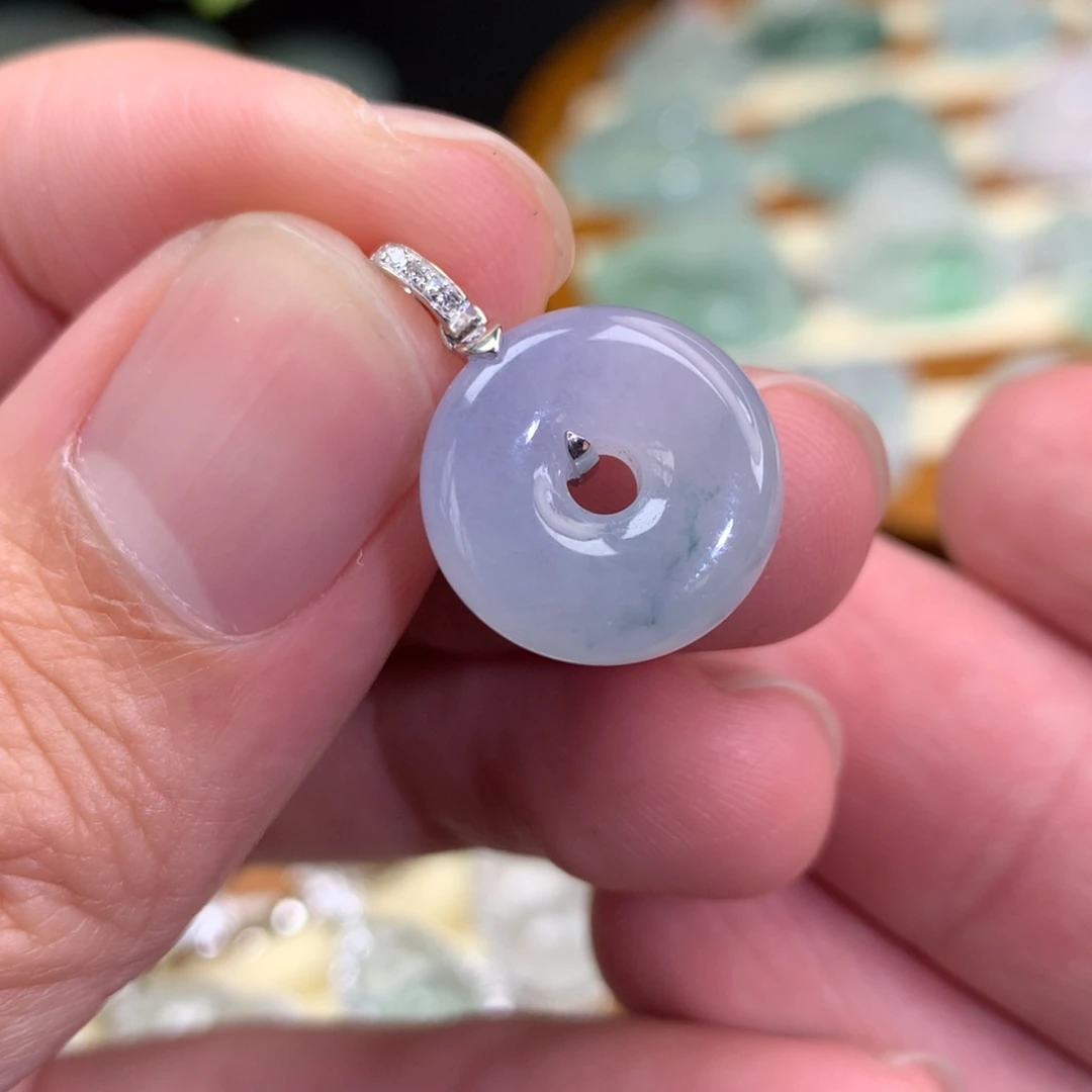 翡翠颈饰18K金镶嵌甜甜圈