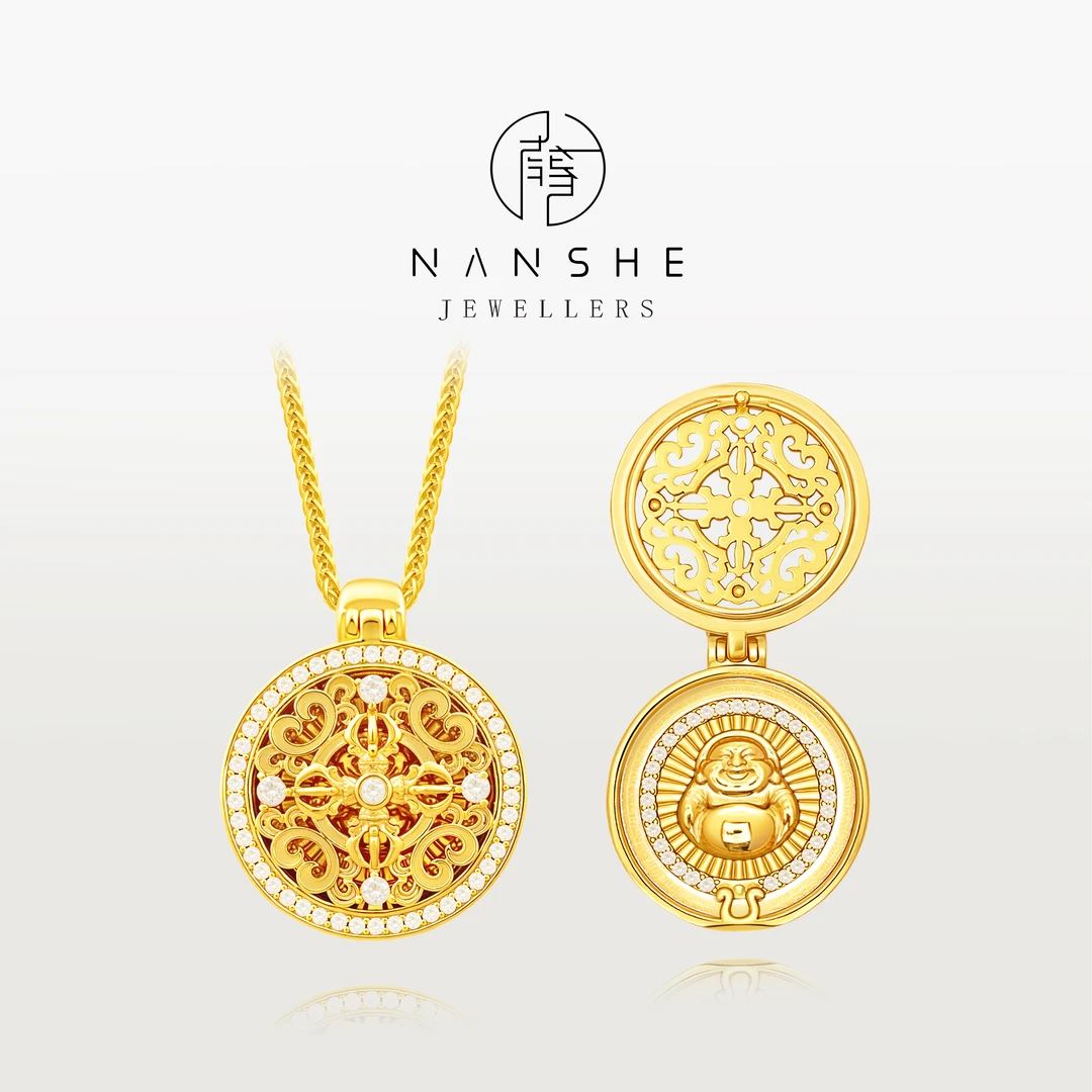 NANSHE/南奢 笑脸佛金刚杵招财嘎乌盒镂空项链女款