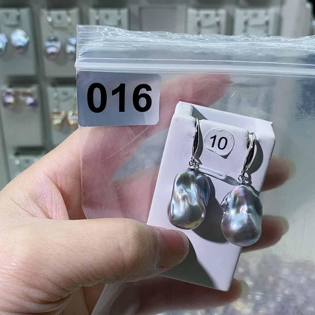淡水珍珠合金颈饰