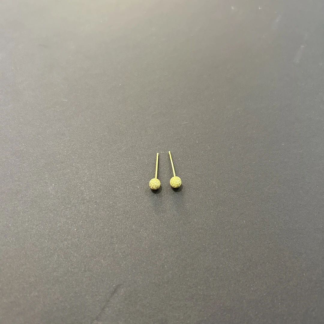 足银耳饰 足银990金色泡钉