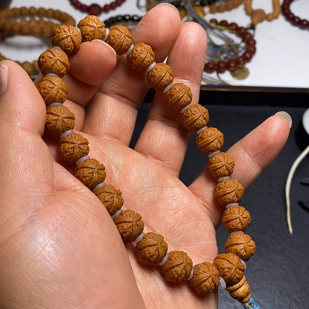 猴头核桃吊坠全品11左右三棱50号