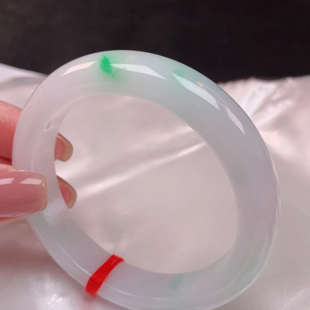 【闪购商品】未镶嵌手镯翡翠56+