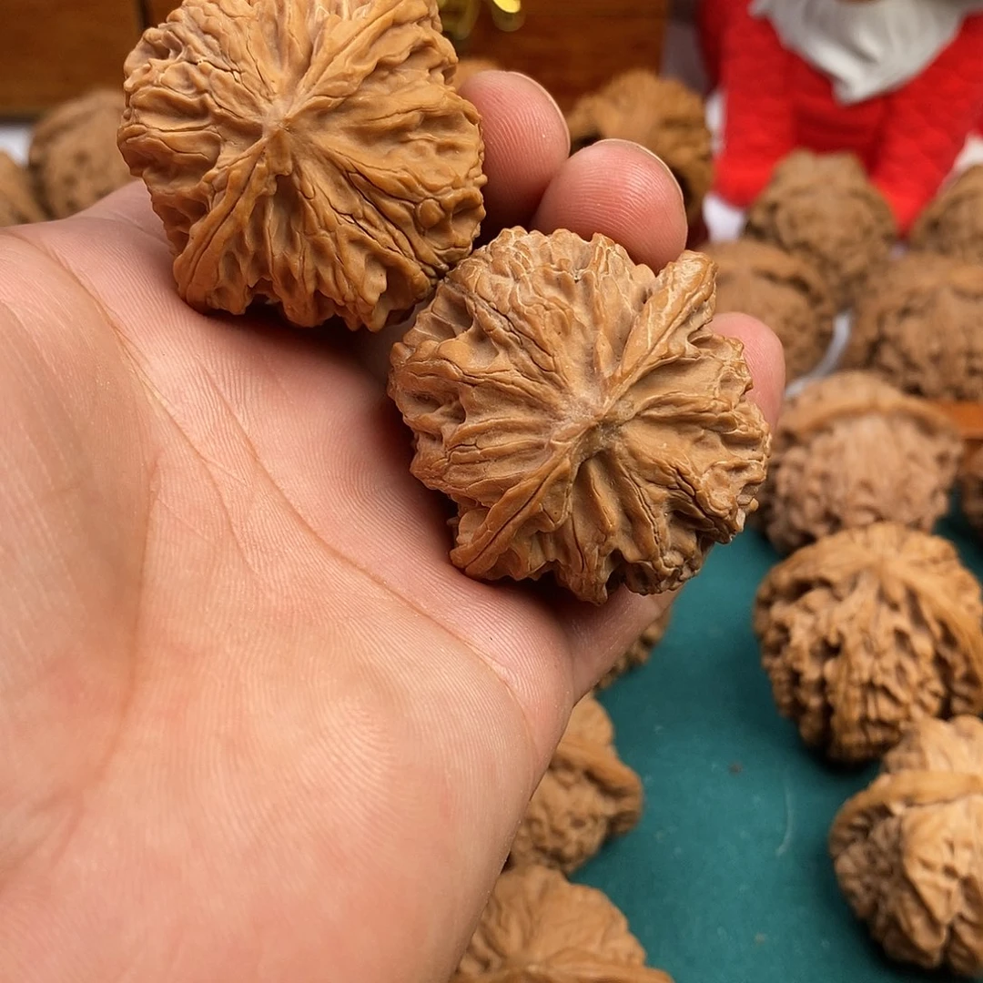 猴头核桃吊坠b*o苹果园狮子头