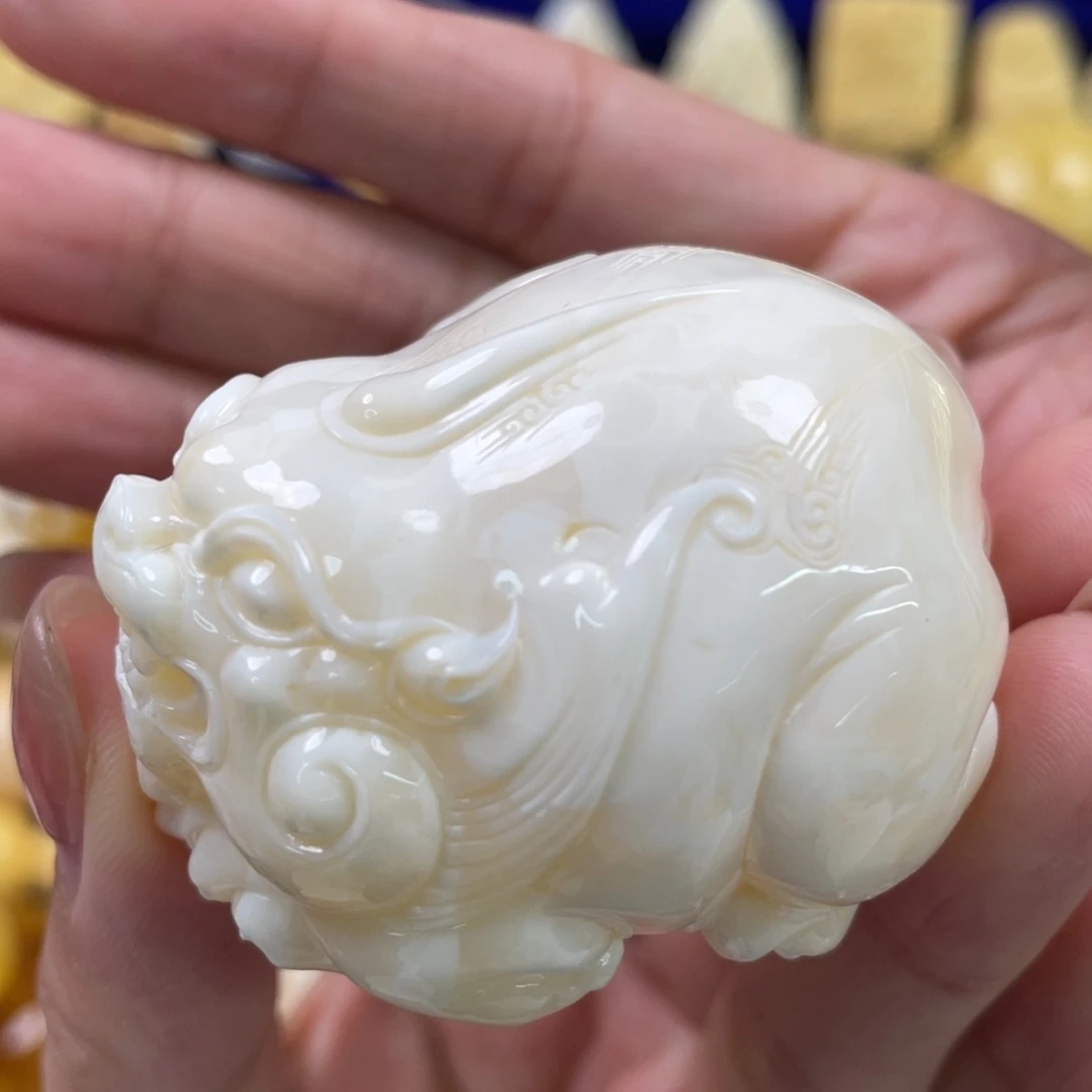 裸石蜜蜡未镶嵌琥珀蜜蜡貔貅吊坠
