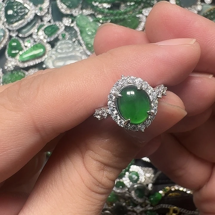 翡翠未镶嵌颈饰天然A货翡翠放漏