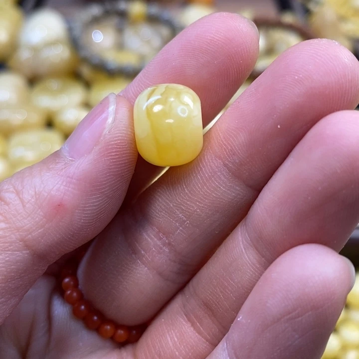 未镶嵌琥珀裸石摩*?原矿琥珀蜜蜡配饰