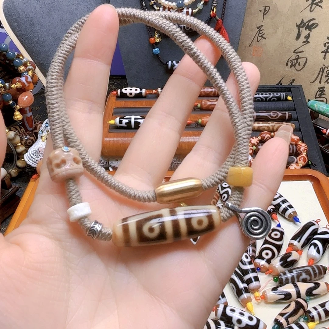 吖***巧玛瑙/玉髓未镶嵌颈饰