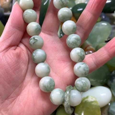 蛇纹石玉未镶嵌手把件